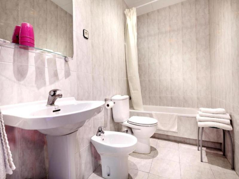 Hotel Fornos - Barcelona Quarto foto