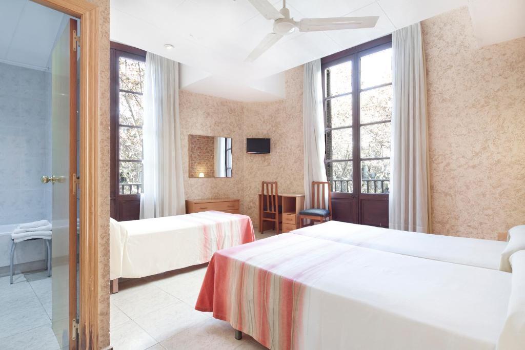 Hotel Fornos - Barcelona Quarto foto